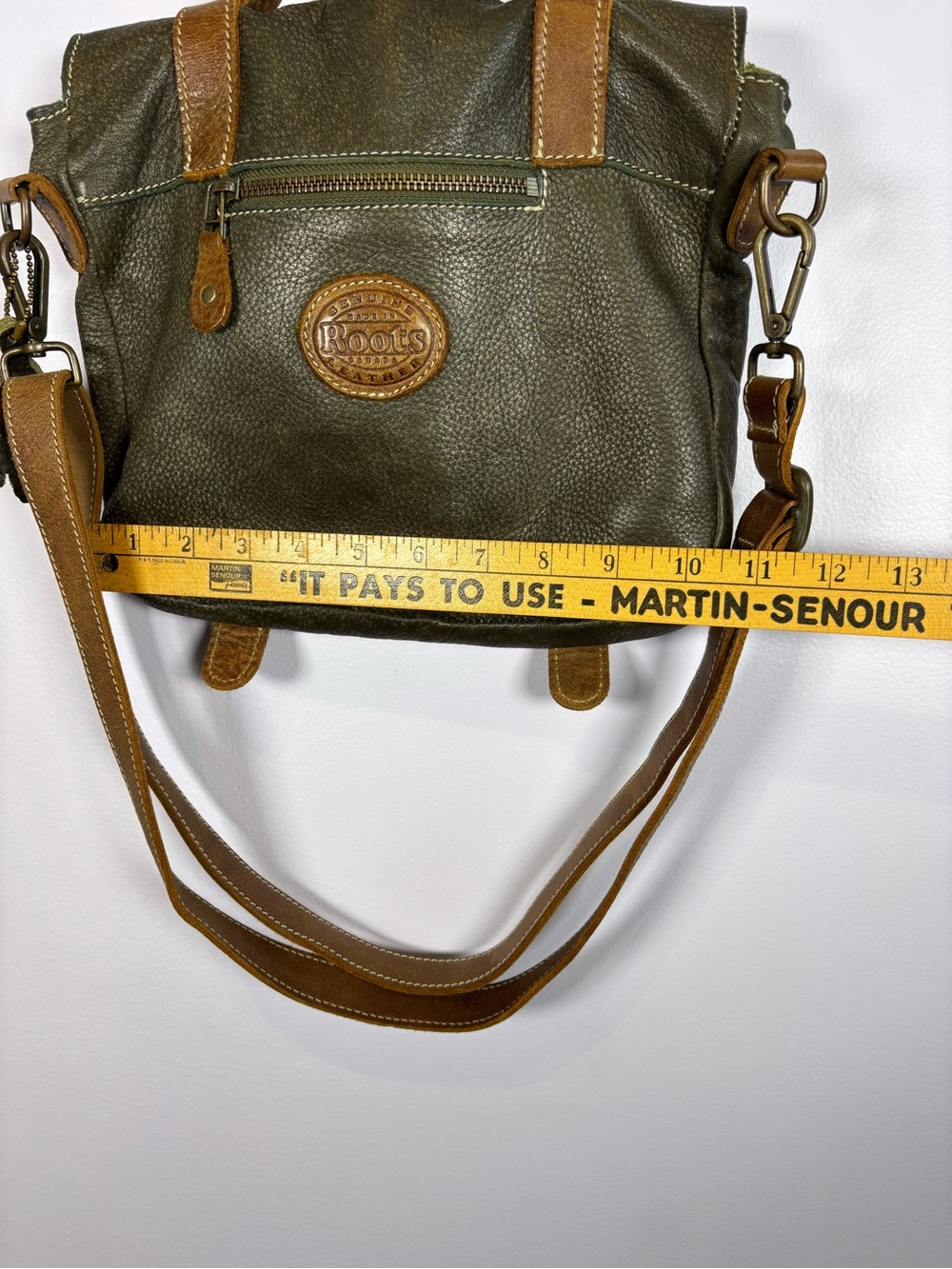 Vintage Roots Olive Green Leather Messenger Bag Purse with Tan Straps - Picture 6 of 10
